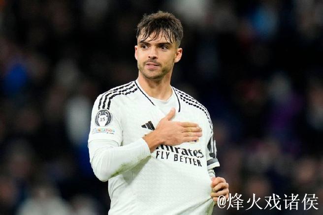 劳尔-阿森西奥发帖追思祖父：希望你一直在我身边