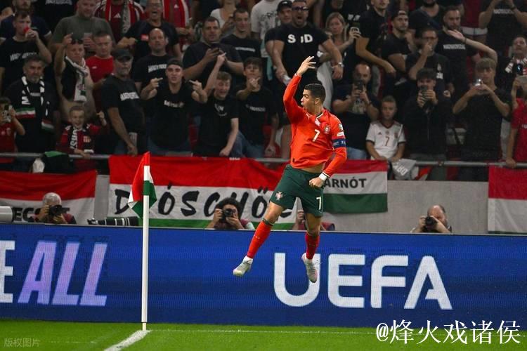 C罗梅西实战球衣拍卖天价：一件513万元一件451万元