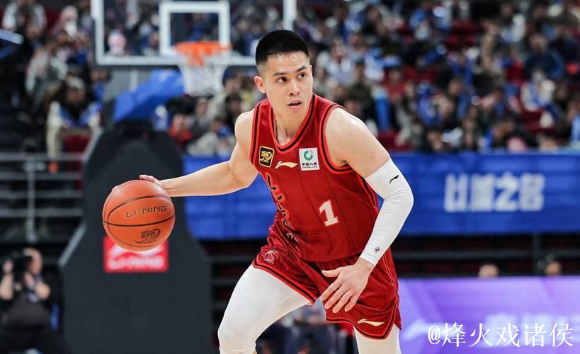 陈盈骏爆发+三分火力全开 北汽男篮轻取新疆豪取两连胜 陈盈骏爆发+三分火力全开 北汽男篮轻取新疆豪取两连胜